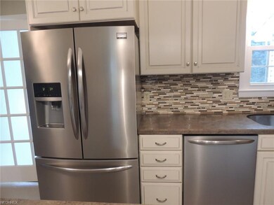 46021 Lori Rd, East Liverpool, OH 43920 - photo 3