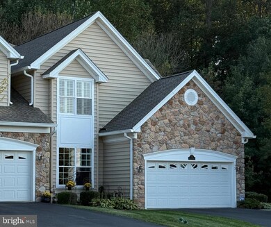 73 Sagewood Dr unit 32, Malvern, PA 19355 - photo 2