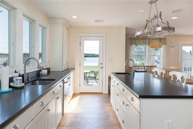 2 Slocum St, Bristol, RI 02809 - photo 5