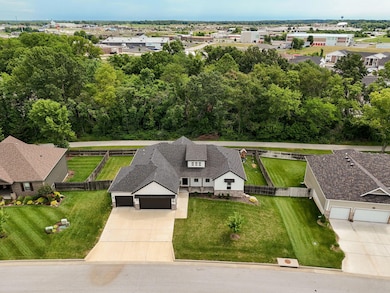 4712 Florence Ave-5