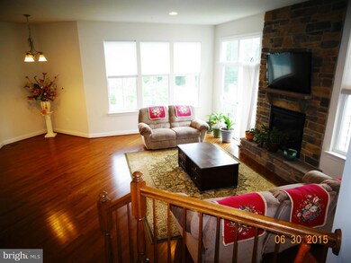 9839 Garden Ranges, Laurel, MD 20723 - photo 3