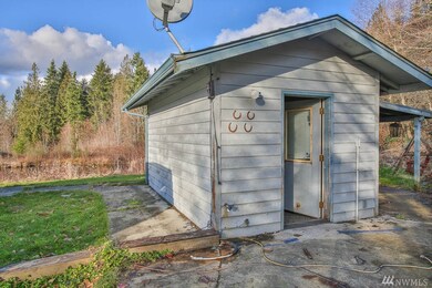 23621 Fisk Rd E, Orting, WA 98360 - photo 3