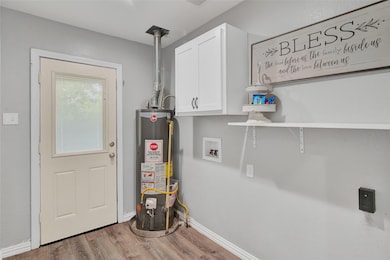 1330 W Day St, Denison, TX 75020 - photo 7