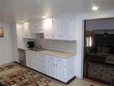 3520 Hampshire Rd, Erie, PA 16506 - photo 4