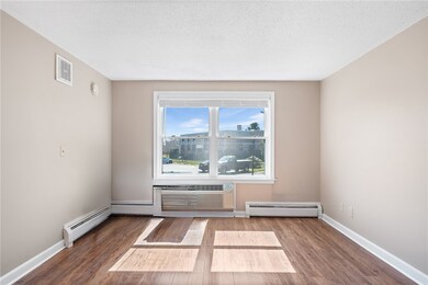 510 Child St unit 405C, Warren, RI 02885 - photo 2