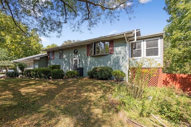 7565 E Spicerville Hwy, Eaton Rapids, MI 48827 - photo 3