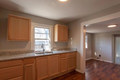 712 W 7th St, Bonham, TX 75418 - photo 5