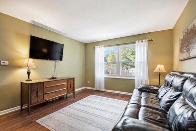 2922 Marrett Dr, Mishawaka, IN 46544 - photo 2