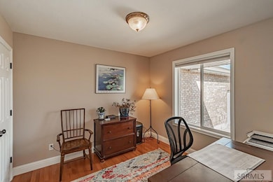 1060 W Fir St, Shelley, ID 83274 - photo 6