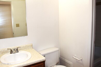 10644 Cuatro Vistas Dr unit D, El Paso, TX 79935 - photo 7