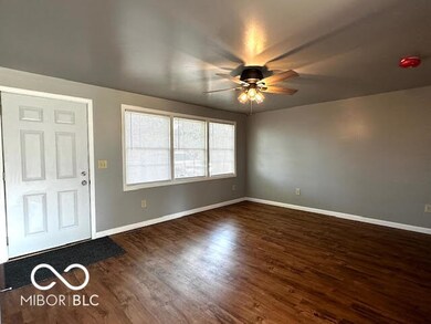 262 Weid Ct, Columbus, IN 47201 - photo 4