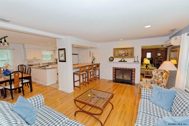 6 Aspinwall Rd, Albany, NY 12211 - photo 7