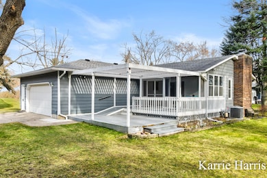 1305 W Ellis St, Belding, MI 48809 - photo 4