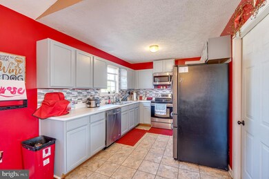 207 Achilla Terrace, Martinsburg, WV 25404 - photo 7