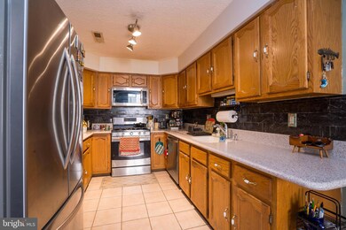 56 Thoreau Dr, Plainsboro, NJ 08536 - photo 6