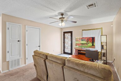 14271 Desert Cactus Dr, Horizon City, TX 79928 - photo 7