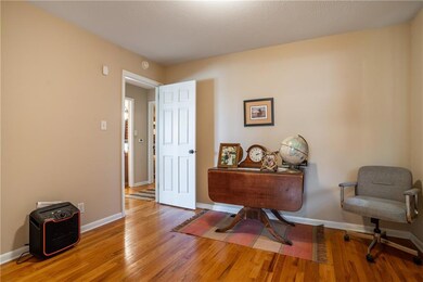 3202 E 26th St, Des Moines, IA 50317 - photo 7