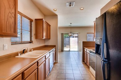 6323 S Kimberlee Way Chandler-large-006-