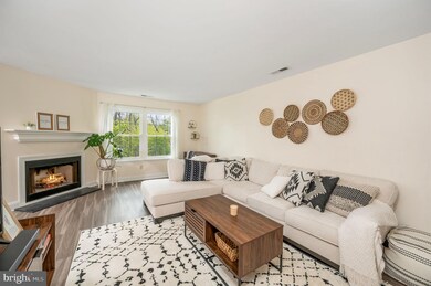 220 Windsor Ct unit 220, Glen Mills, PA 19342 - photo 3