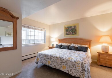 9_vail_23_interior_master