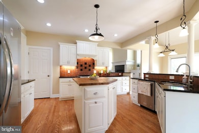 135 Fernleaf Ct, State College, PA 16801 - photo 5