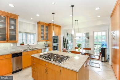 9410 Turnberry Dr, Potomac, MD 20854 - photo 5