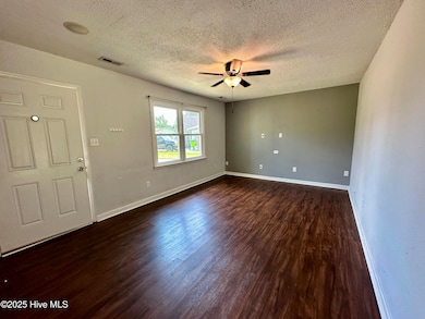 313 Deacon Ct, Havelock, NC 28532 - photo 3