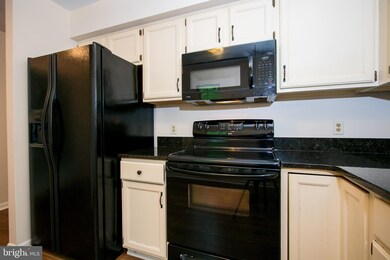 161 Valley Stream Cir, Chesterbrook, PA 19087 - photo 6