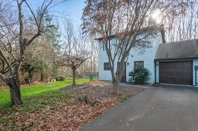 9 Robin Rd, Howell, NJ 07731 - photo 2