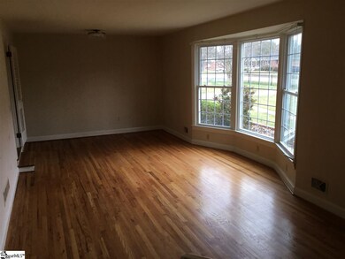 111 Ivy Dr, Simpsonville, SC 29680 - photo 5