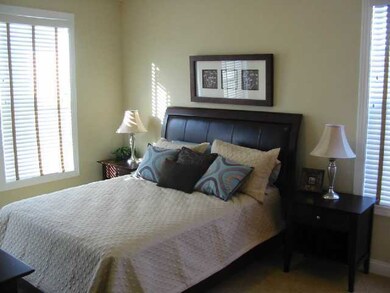 949 Ingleside Ave unit 3A, Columbus, OH 43215 - photo 5