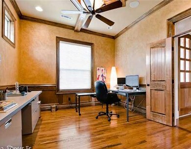 Executive Office/Suite.