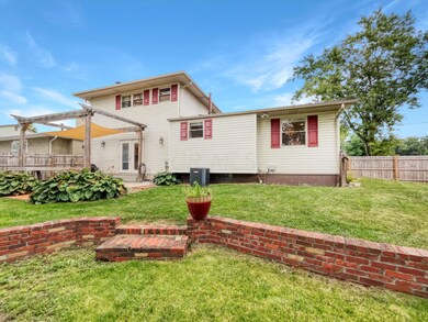 1737 Demorest Rd, Columbus, OH 43228 - photo 7