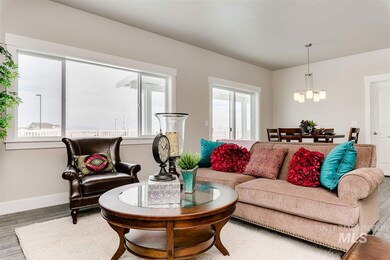 9482 S MacAdan Way, Kuna, ID 83634 - photo 6