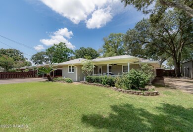 2030 Park Ave, Eunice, LA 70535 - photo 3