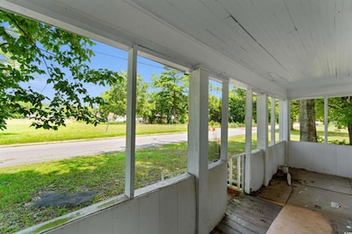 114 Henry McGill St, Marion, SC 29571 - photo 5