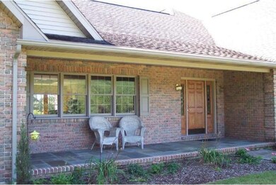 305 Blue Rocks Rd, Lenhartsville, PA 19534 - photo 3