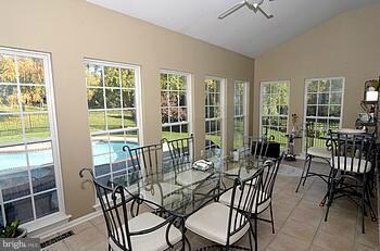 1318 Compton Ct, Sykesville, MD 21784 - photo 6