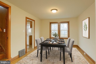 251 E Pomfret St, Carlisle, PA 17013 - photo 6