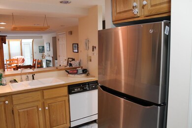 10 Bunker Ln unit 110, Lincoln, NH 03251 - photo 6