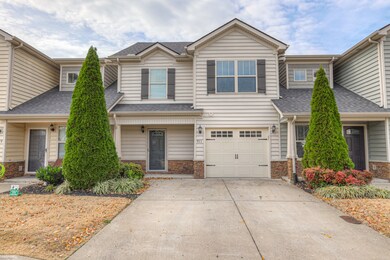 911 Dahlia Dr, Murfreesboro, TN 37128 - photo 4