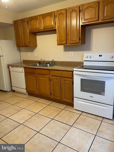 1870 Arwell Ct, Severn, MD 21144 - photo 3