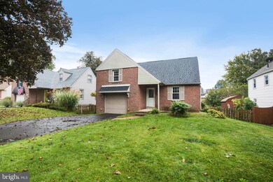 2558 Fernwood Ave, Abington, PA 19001 - photo 2