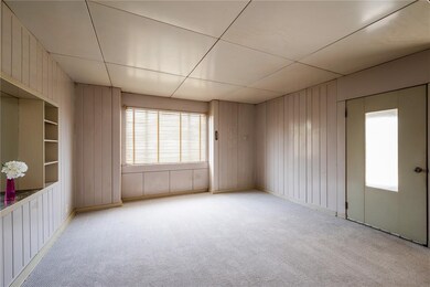 2003 Williams Blvd SW, Cedar Rapids, IA 52404 - photo 3