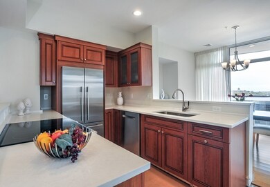 The Mariner Condominiums unit 604, Boston, MA 02109 - photo 4