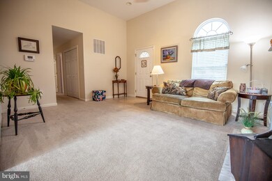 162 Mercedes Dr, Martinsburg, WV 25404 - photo 4