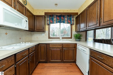 5110 Mannsiding Rd, Lake, MI 48632 - photo 6