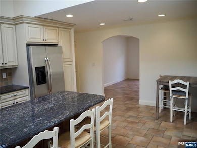 744 Hamilton Ave unit 1, Ridgefield, NJ 07657 - photo 4