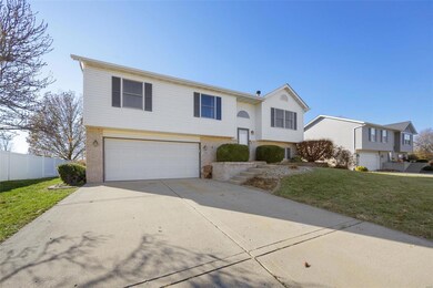 724 Copper Line Rd, Maryville, IL 62062 - photo 2