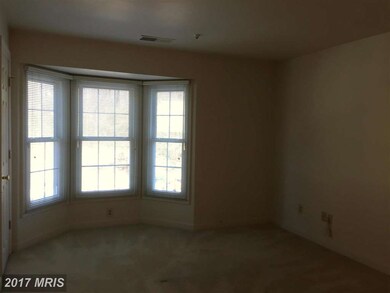 12233 Fairfield Hse Dr unit 206B, Fairfax, VA 22033 - photo 5